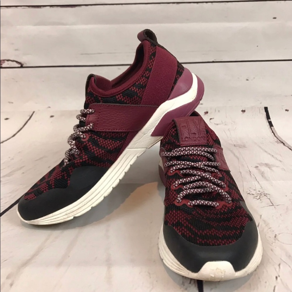 Fly London Sneakers